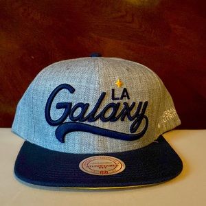 LA Galaxy SnapBack Hat Adjustable Fit Mitchell & Ness Never Worn